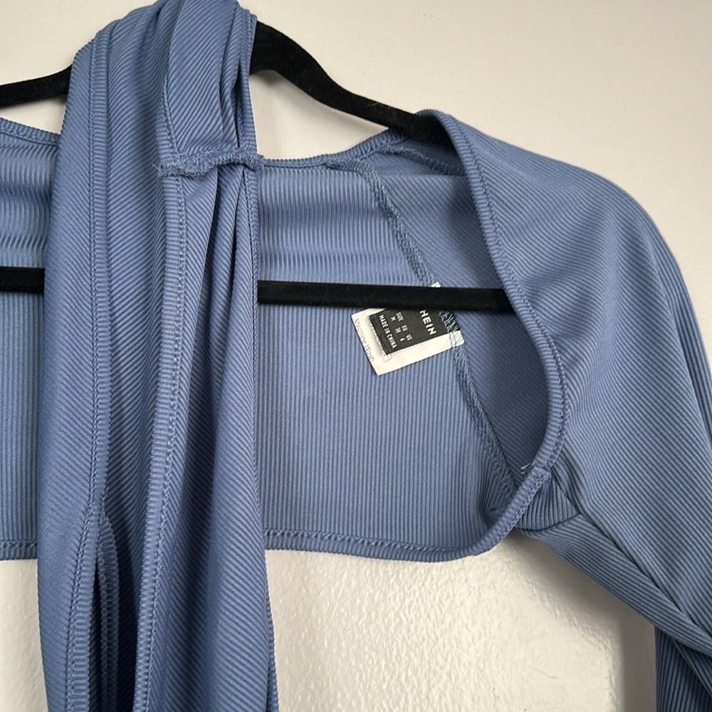 Blue Long Sleeve Bolero Shrug 2-Piece Cropped Top - Picture 5 of 6